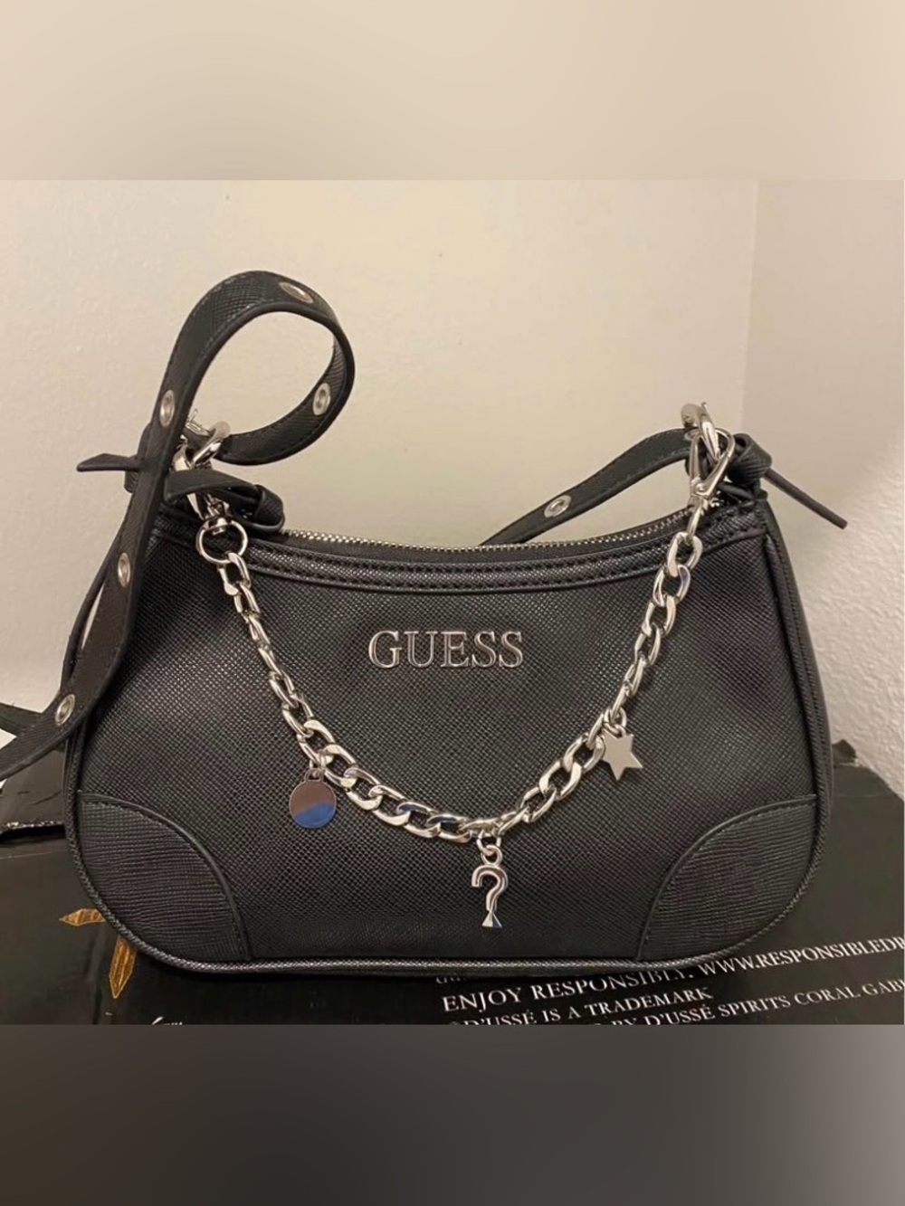 GUESS Shoulder Bag